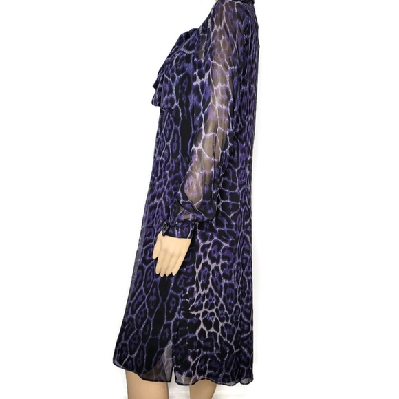 Carolina Herrera silk purple and black animal print Ling sleeve dress with bow. - Picture 7 of 12